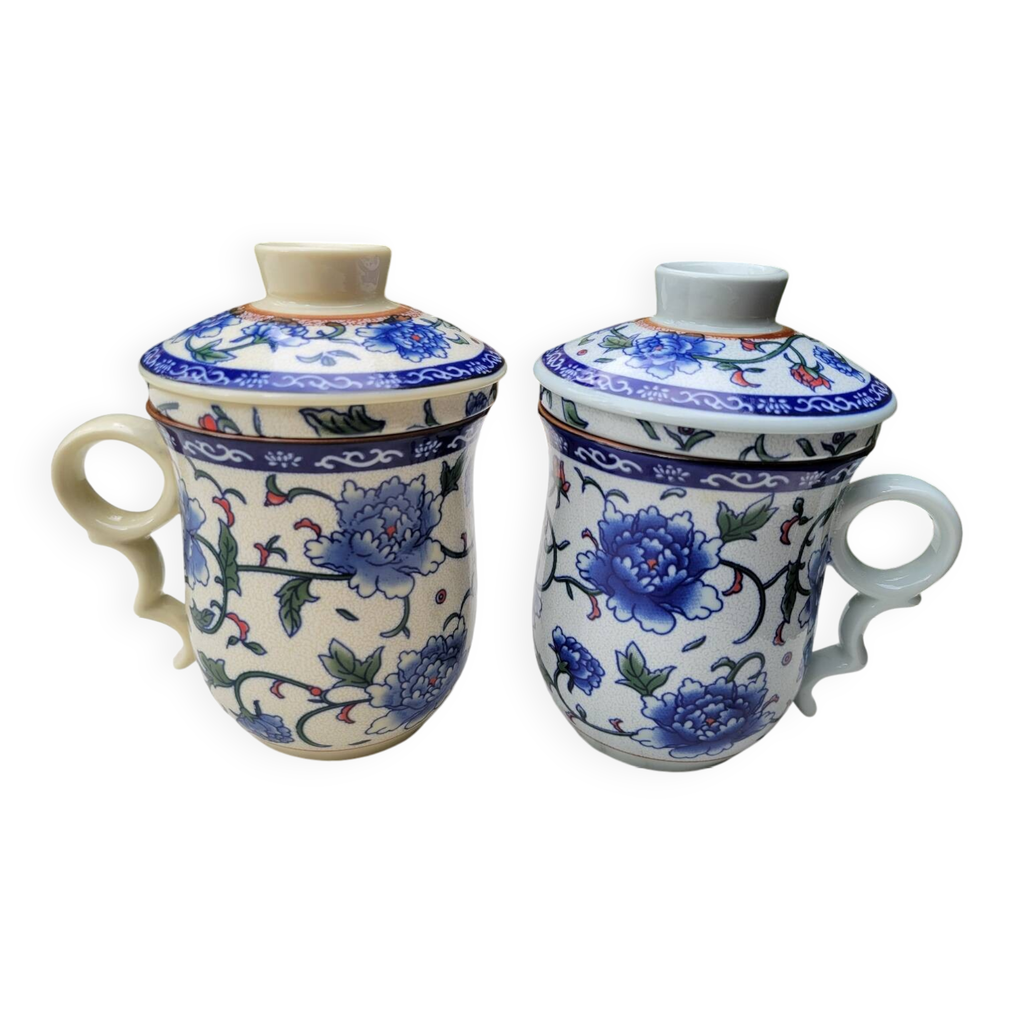 Paire de tasse à thé, couvercle et infuseur