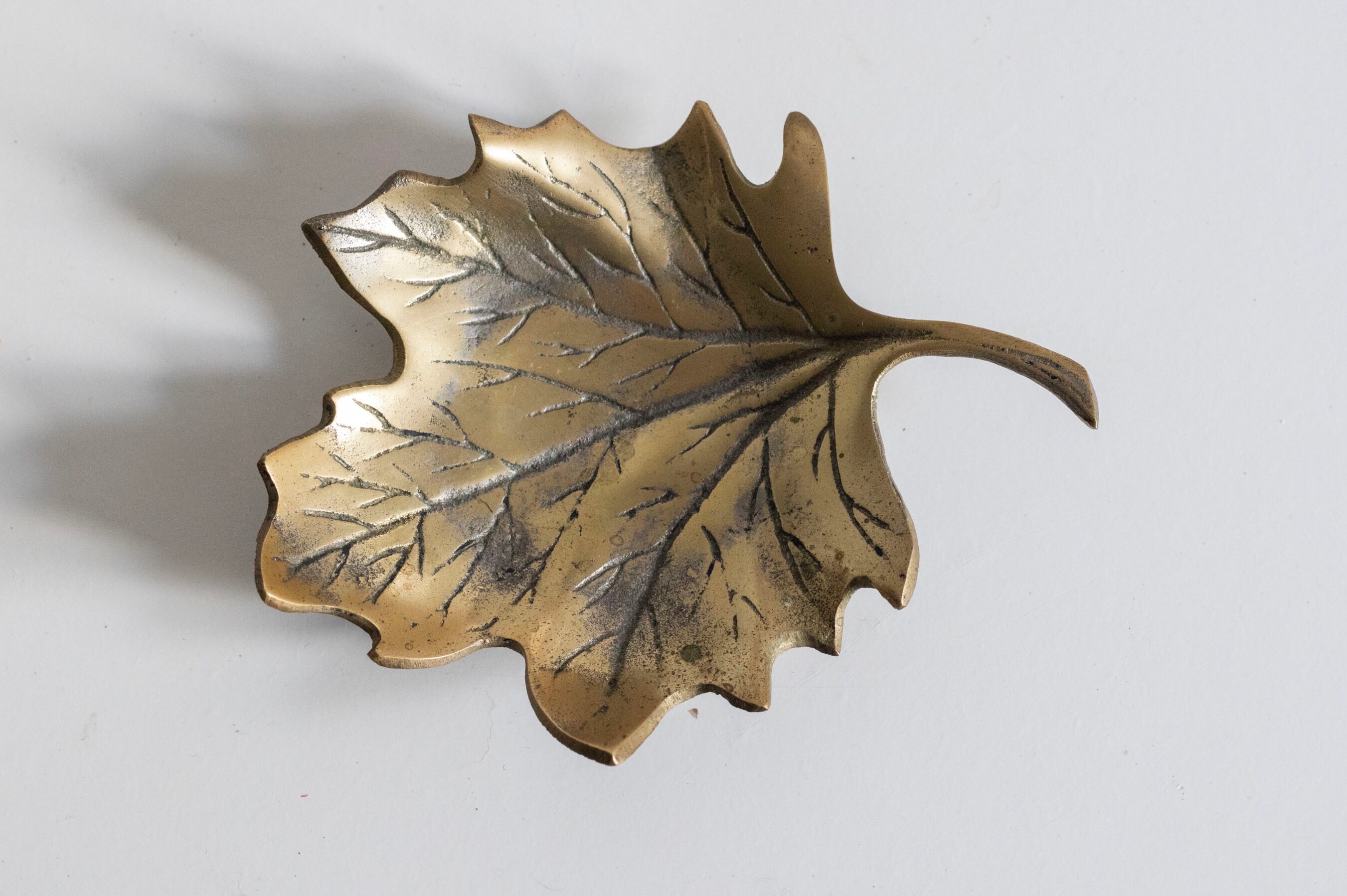 Trinket bowl vintage brass leaf
