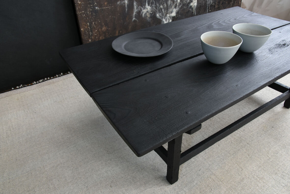 Table wood wood origin Japanese 14th century