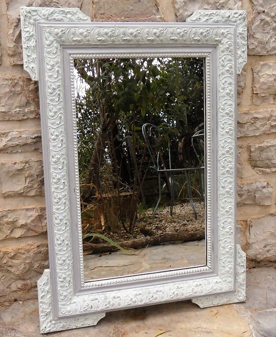 Miroir en bois patine blanc et gris Shabby chic 66x83cm