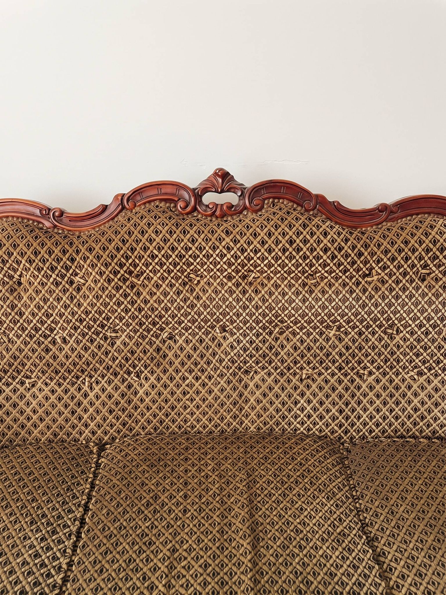 Three-seater Louis XV style sofa in brown velvet.