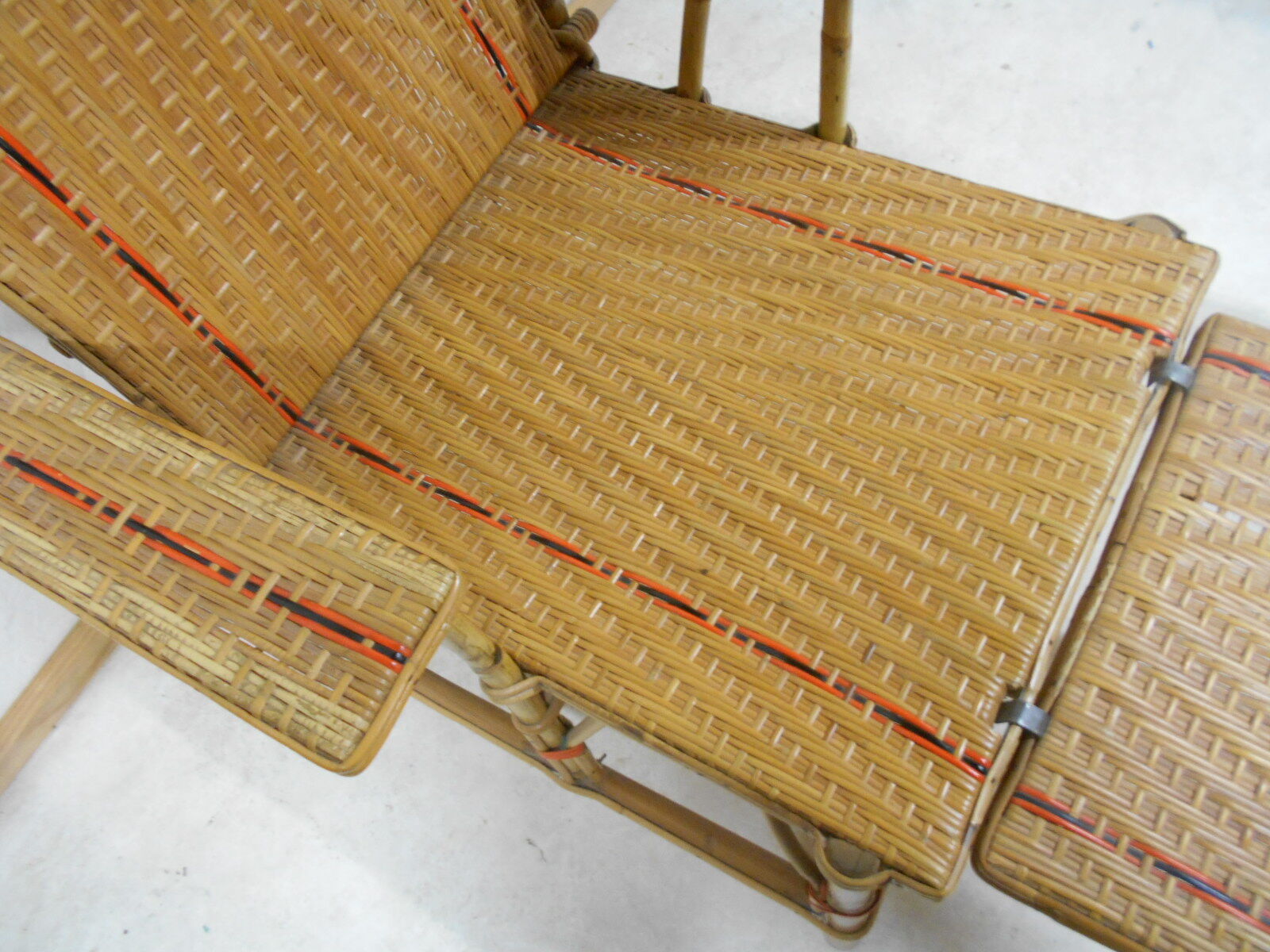 Wicker and rattan lounger