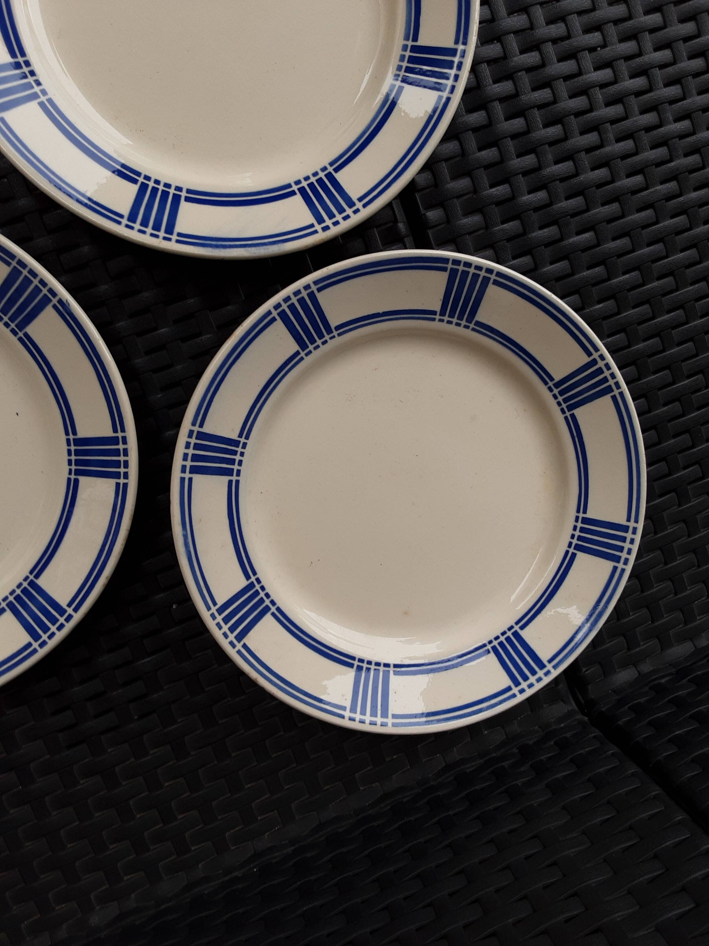 Lot de 3 assiettes vintage plates 23 cm en semi porcelaine badonviller