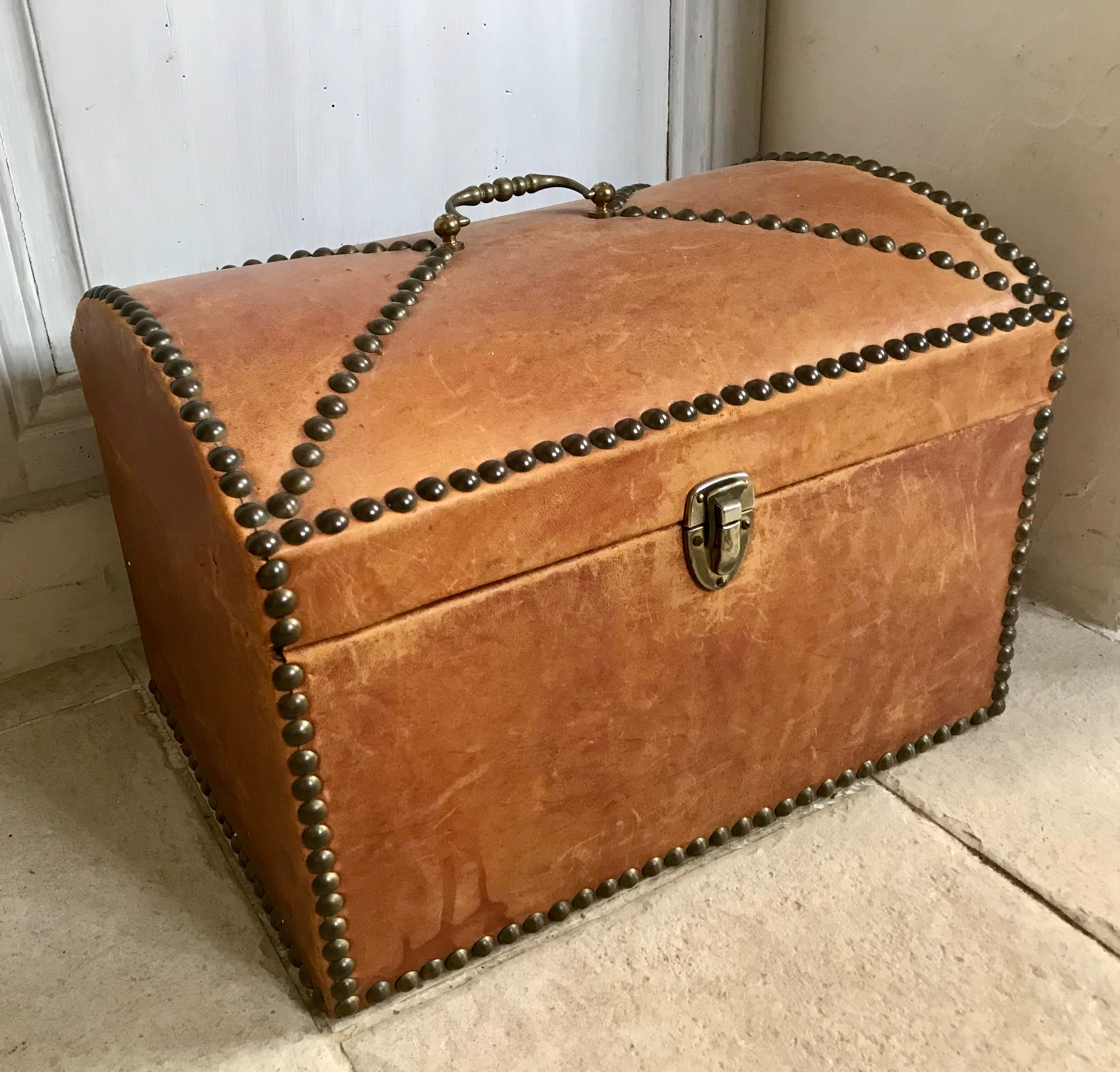 Leather box