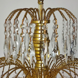 Chandelier with cascading pendants