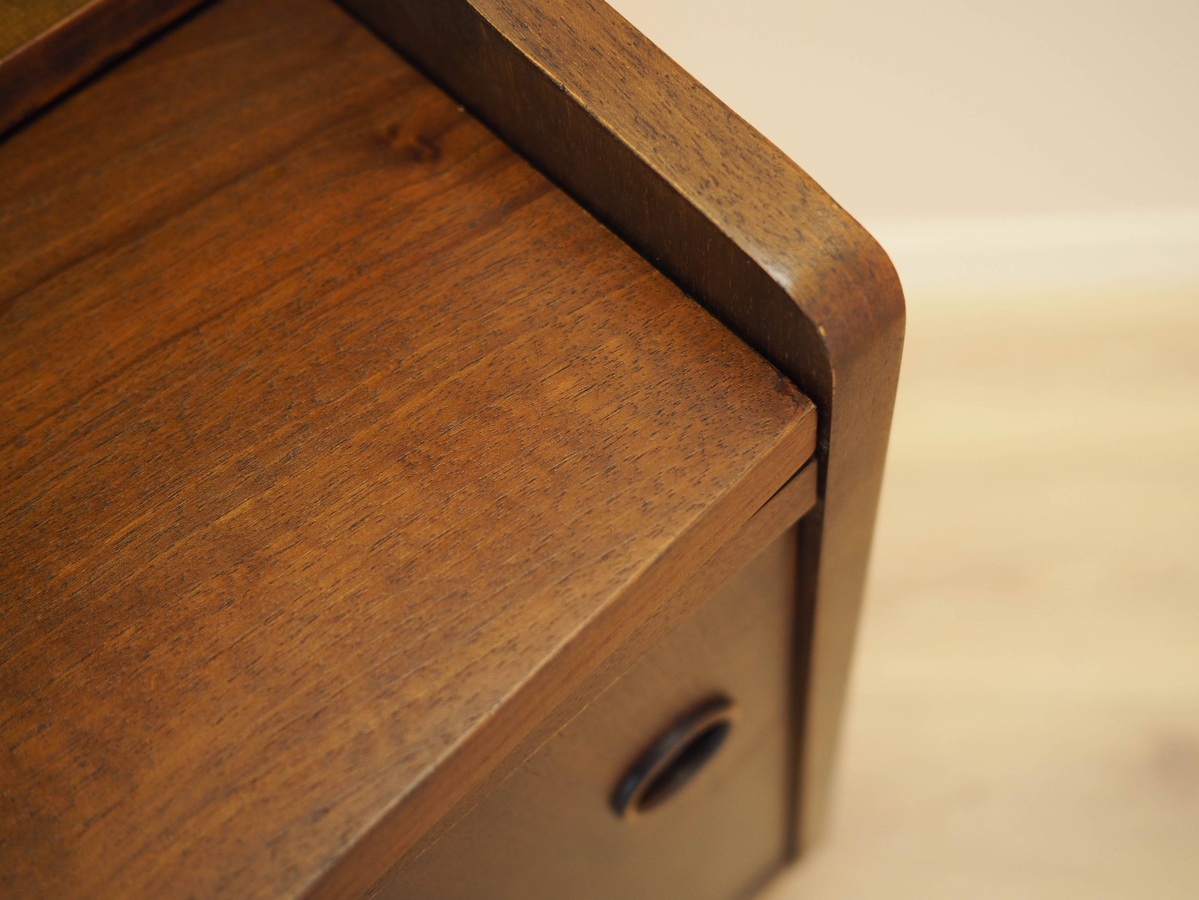 Walnut bookcase, Danish design, 1970s, designer: Johannes Sorth