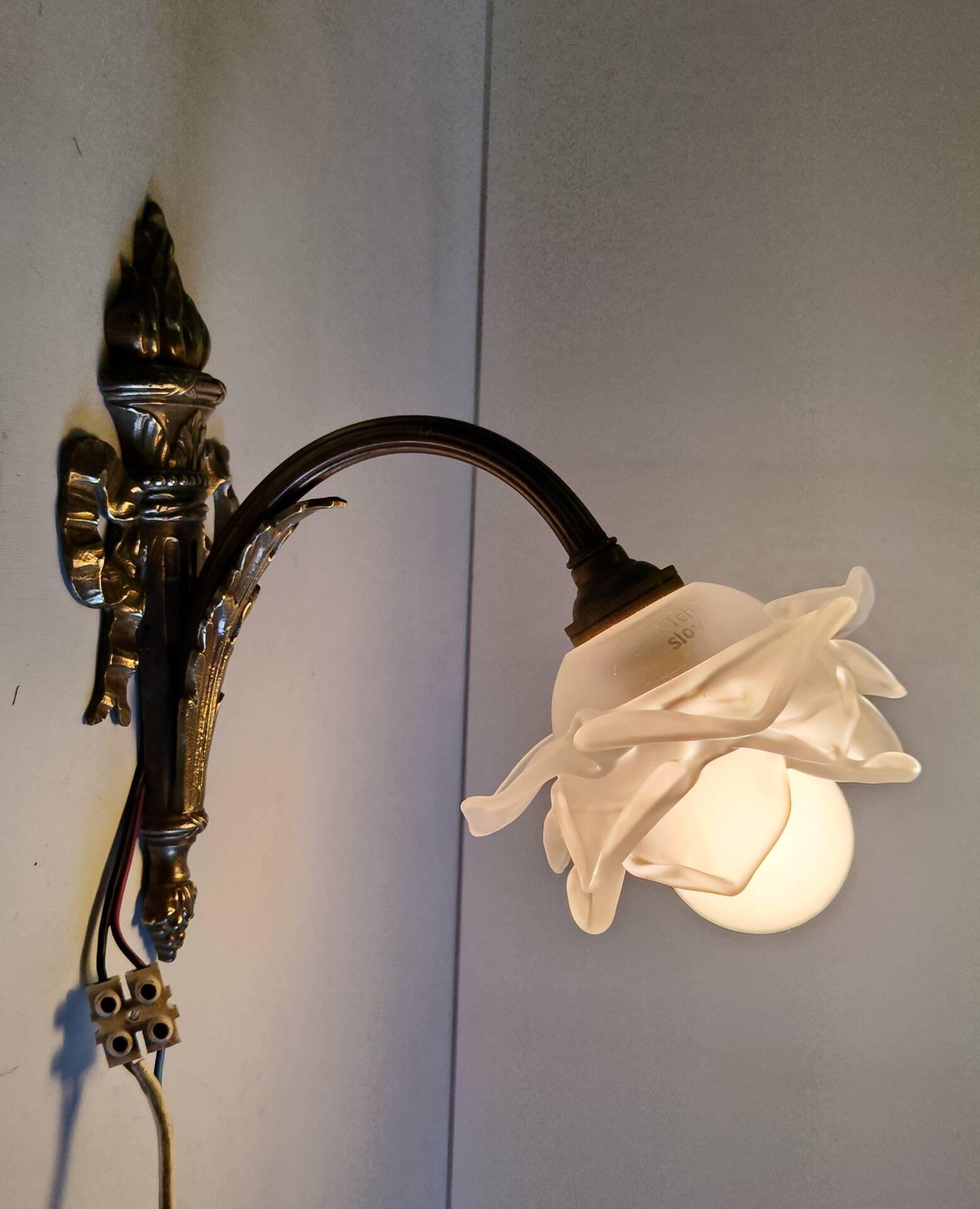 Art Nouveau wall light in bronze and glass paste - early 20th century