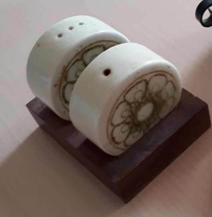 Set salière & poivrière faïence Jersey Pottery années 70