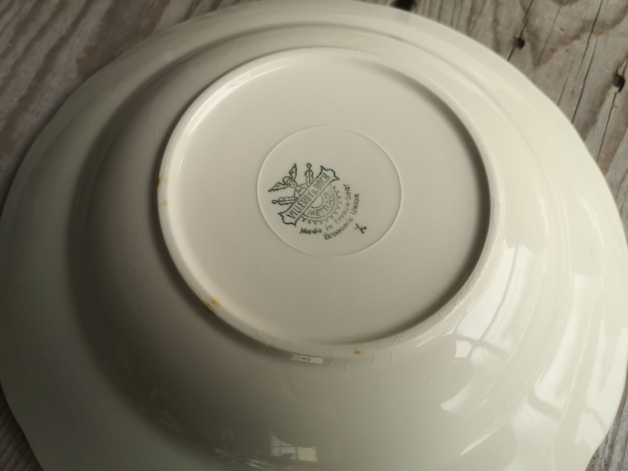 6 Villeroy & Boch deposed hollow plates in ceramics gold decoration