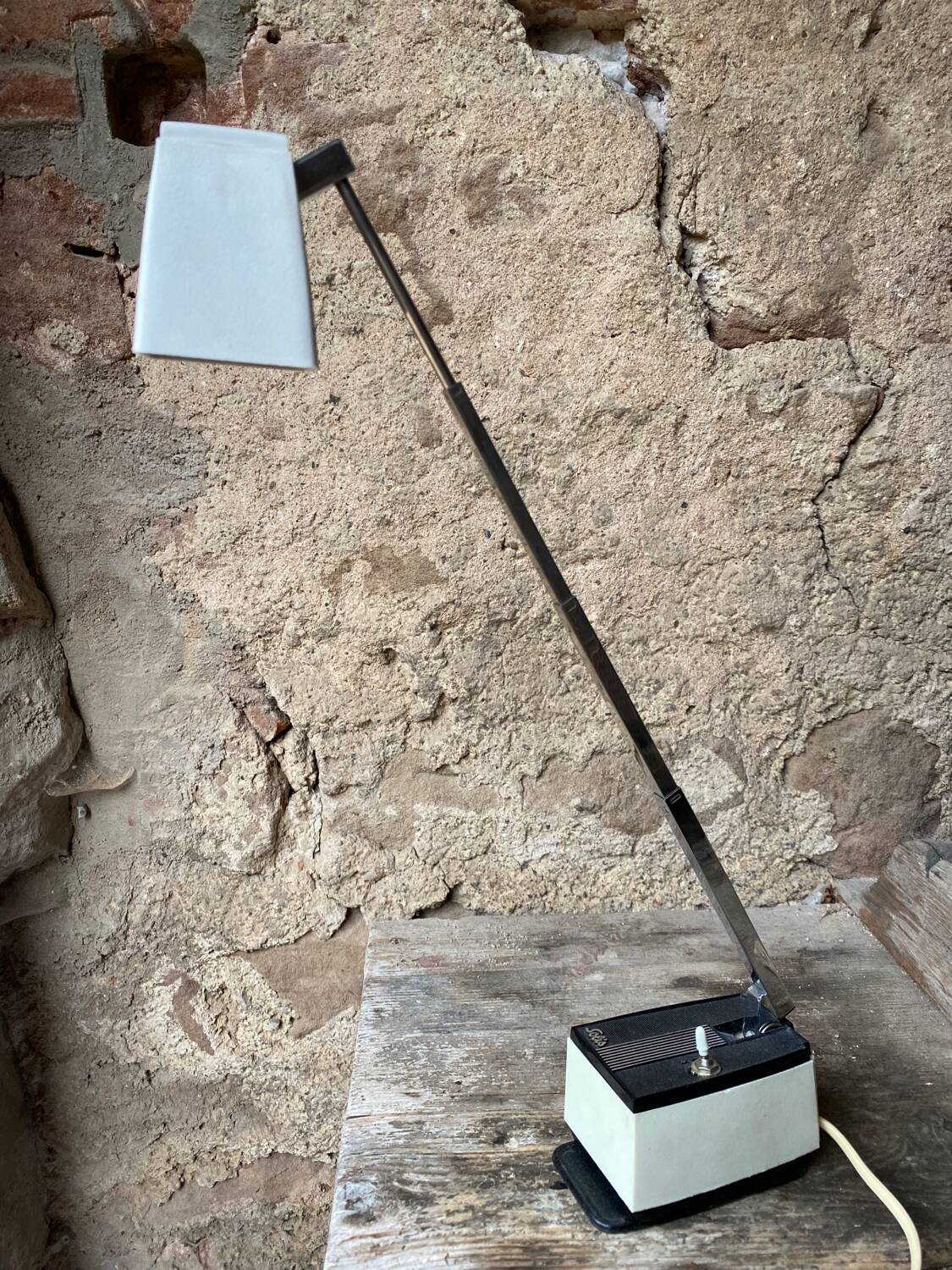 Solis telescopic desk lamp circa 1970