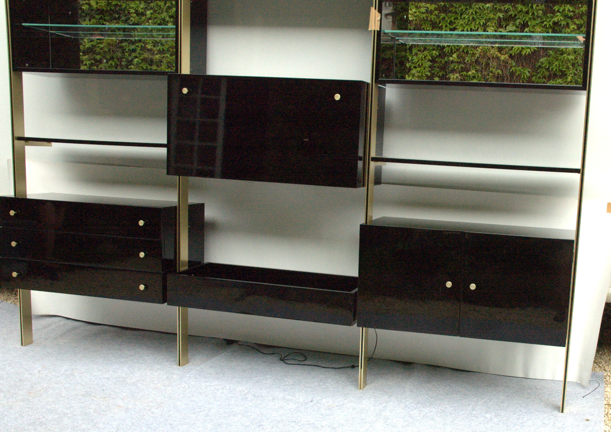 Library shelves in lacquer and brass by Roche Bobois 1970 s