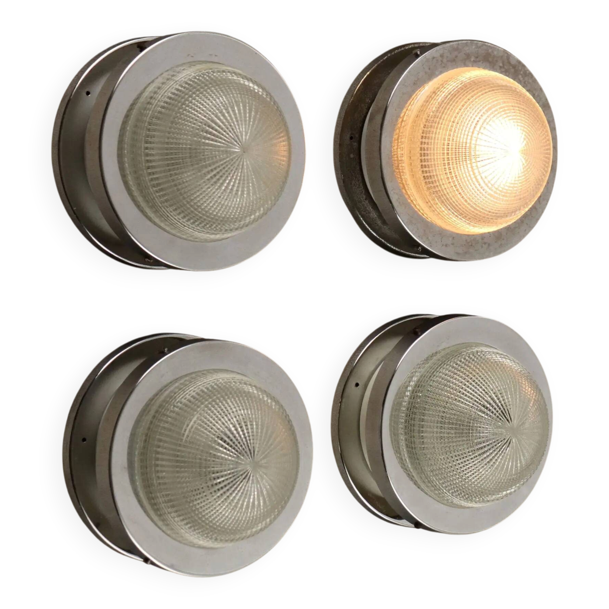Vintage wall light in aluminium and glass, Italy, 1960s