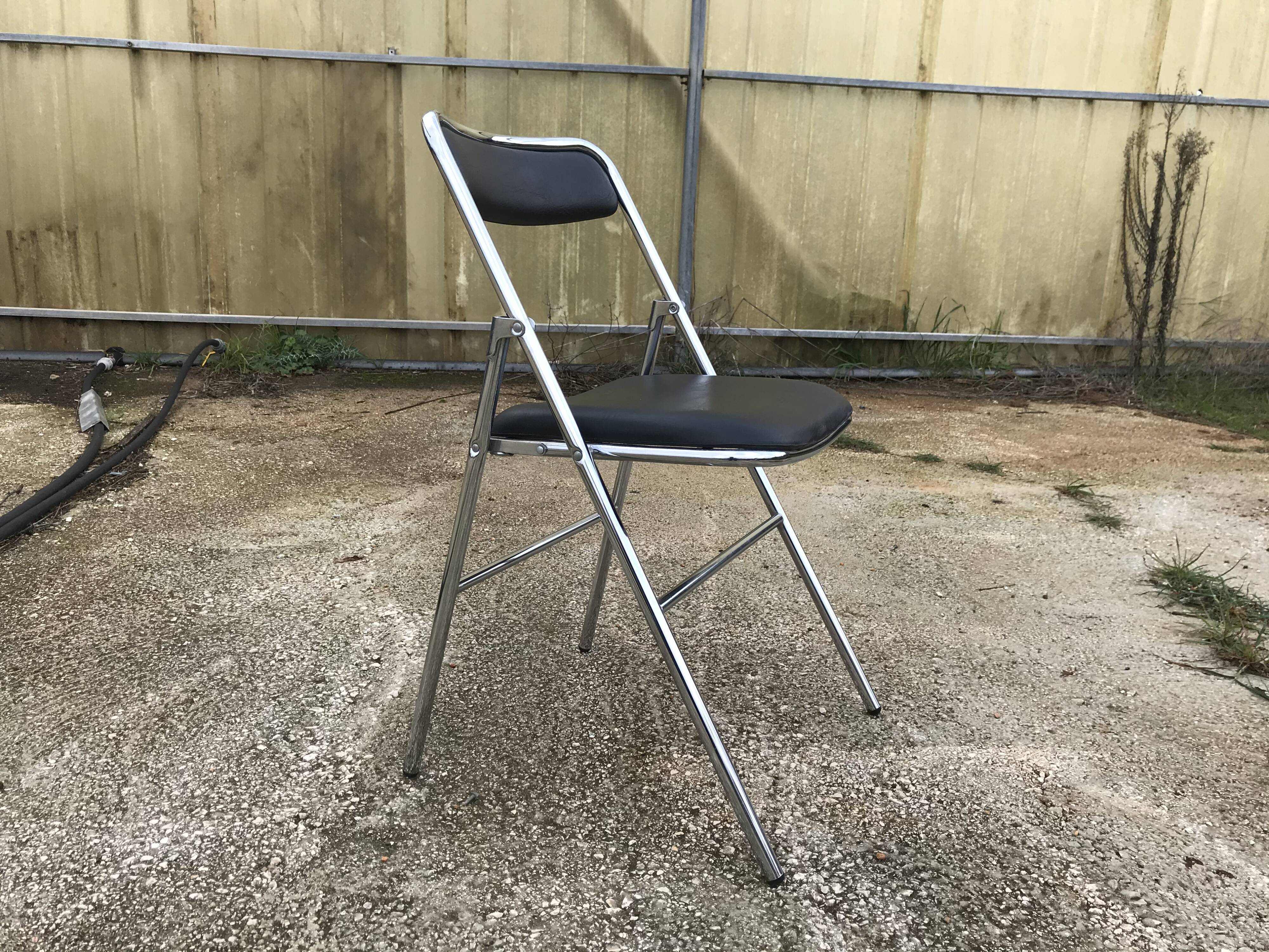 70s TBE folding chairs