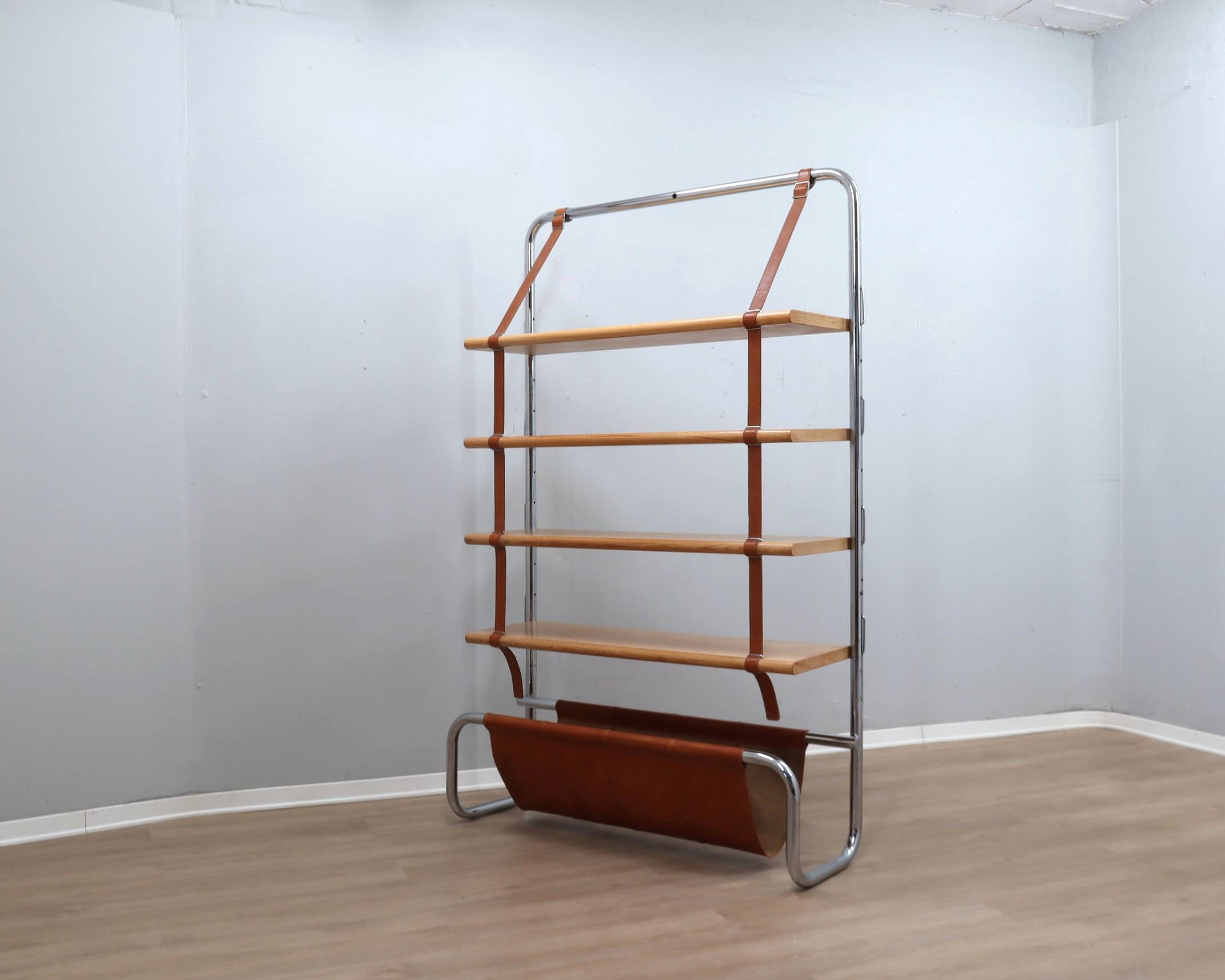 Jumbo bookcase by Luigi Massoni for Poltrona Frau 1970s