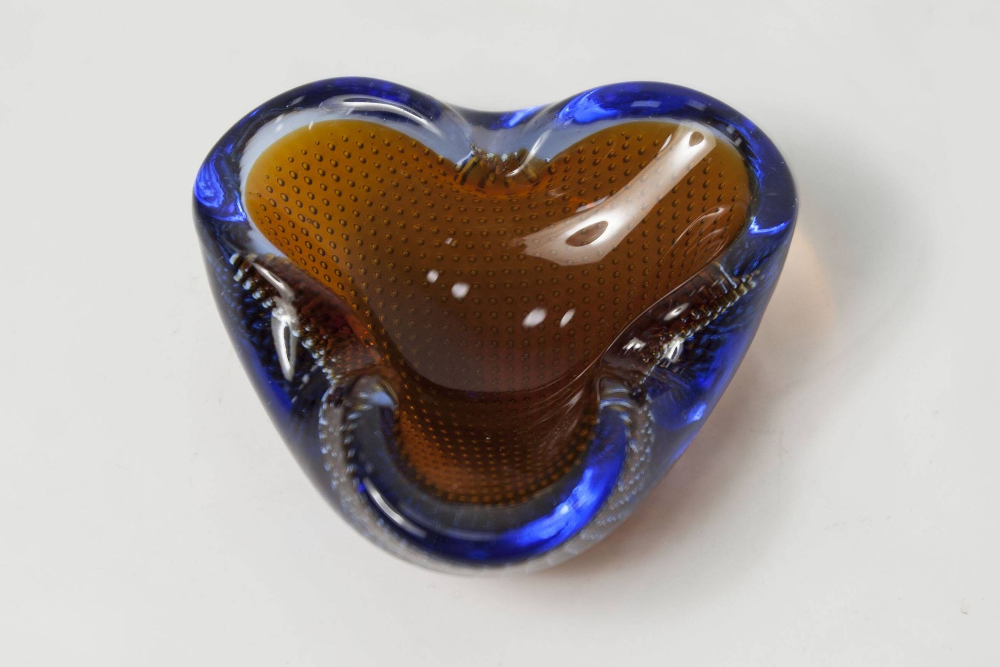 Cendrier Murano verre bullé orange bleu et transparent 1960