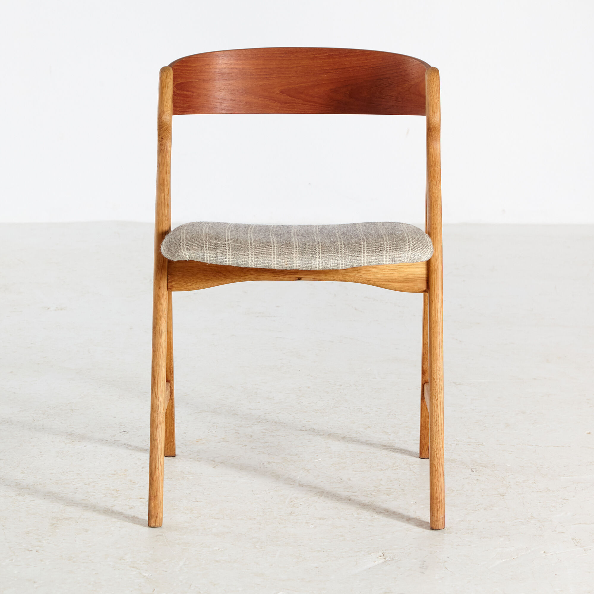 Model 71 oak dining chair by Henning Kjærnulf for Boltings Stolefabrik