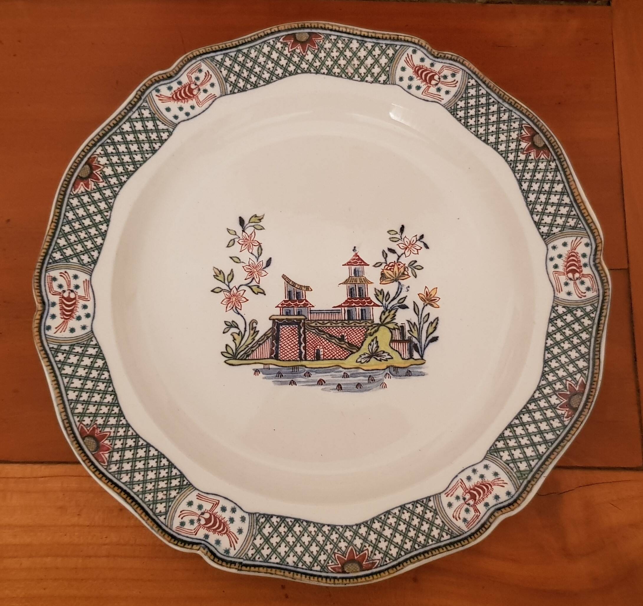 Wedgwood "rouen chinois" porcelain plate