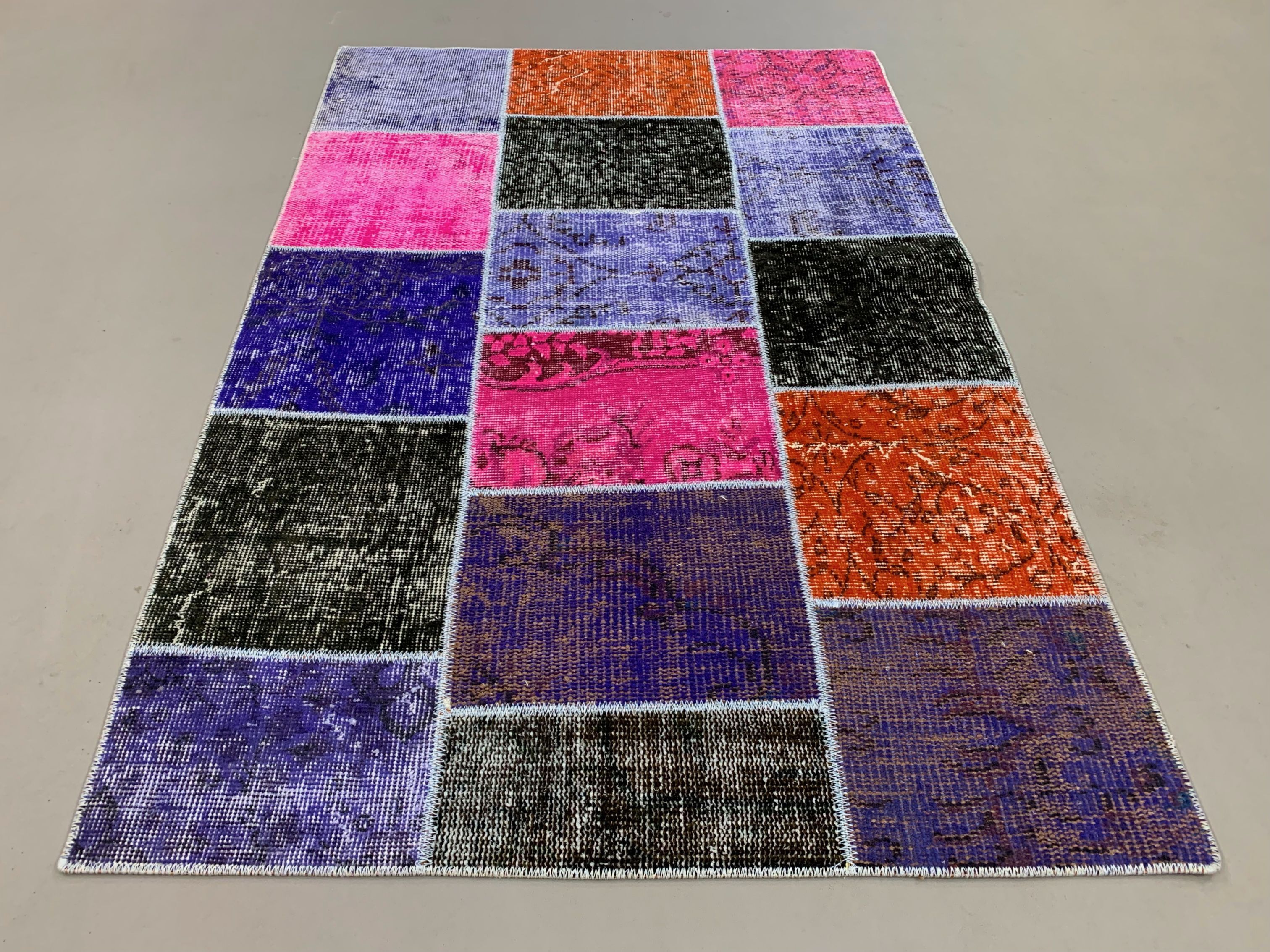 Distressed vintage turkish patchwork rug 150x100 cm wool medium