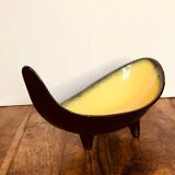 Large Céramidi tripod cup. Yellow and black. Signature incised Céramidi