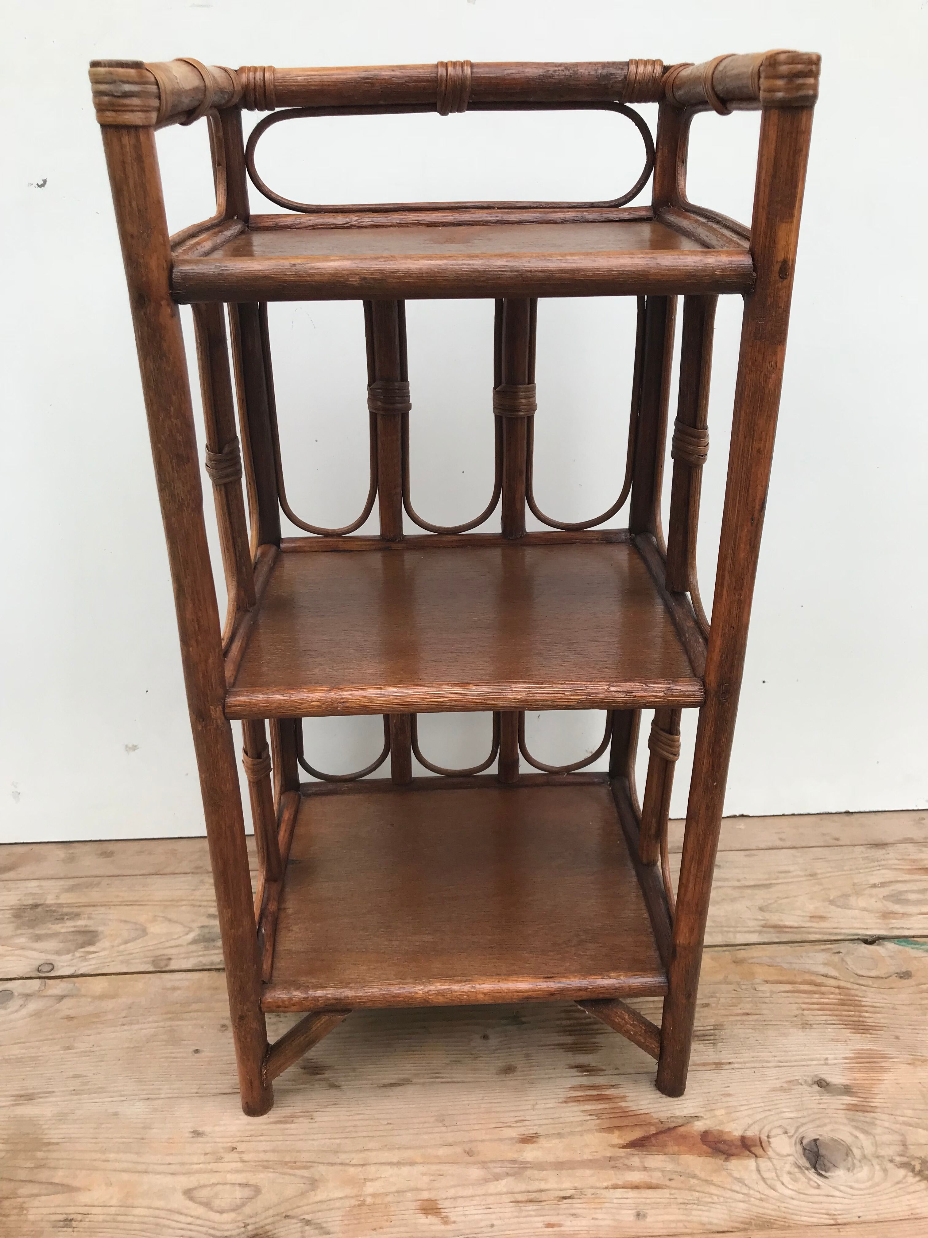 Table with 3 shelves 60s