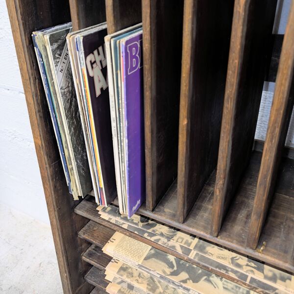 Meuble à vinyles vintage