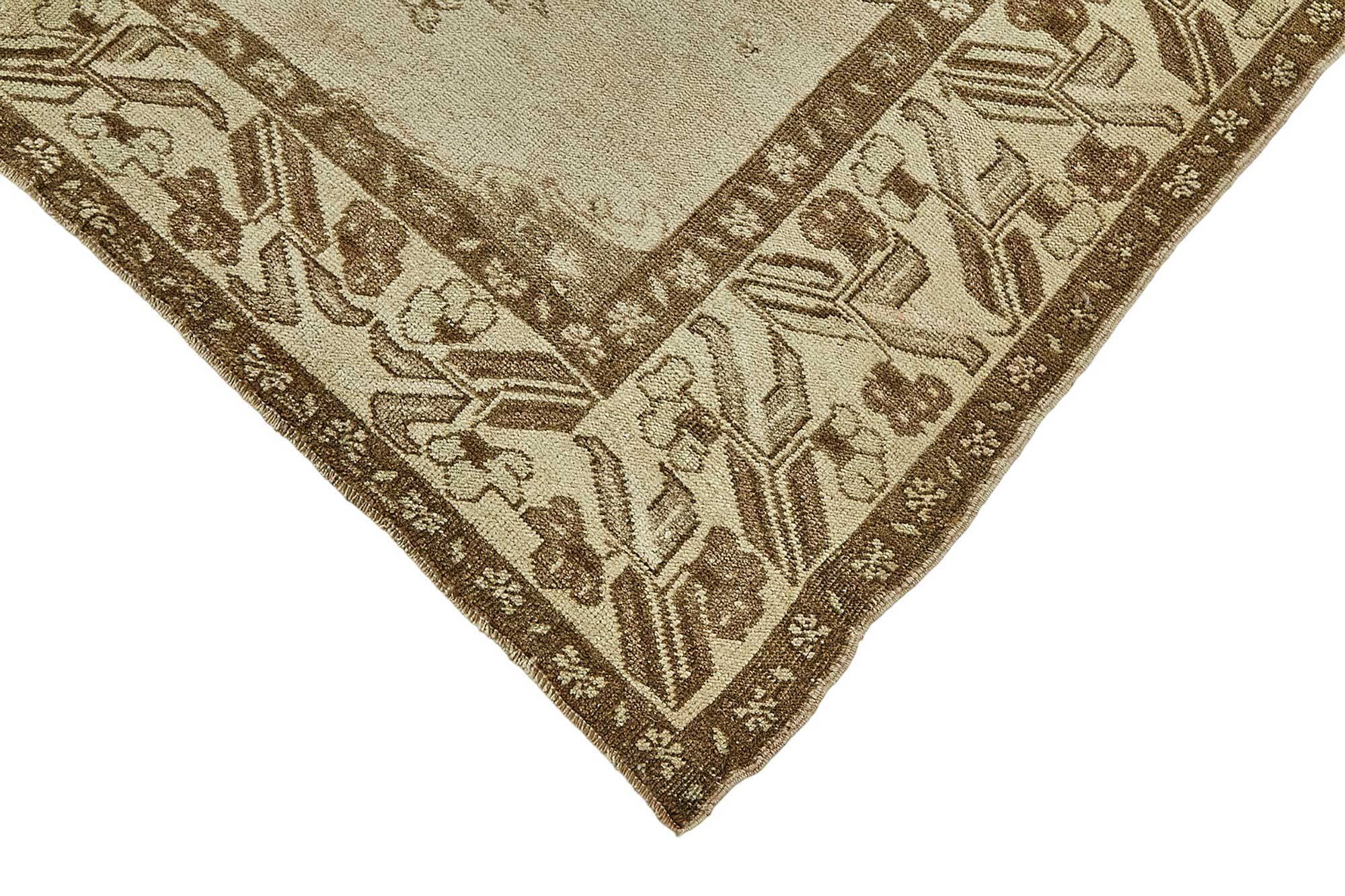 Turkish Vintage Anatolian Rug 161 cm x 295 cm
