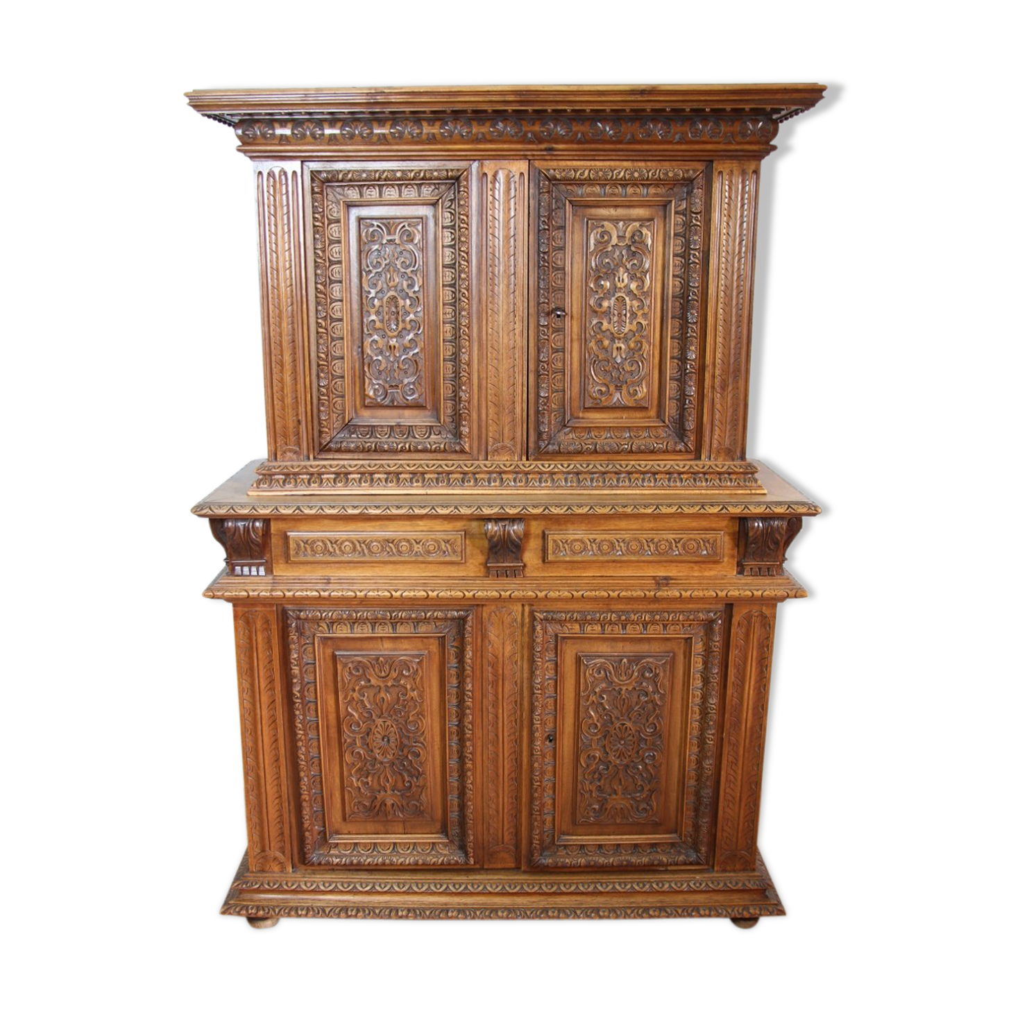 Buffet two body Renaissance style
