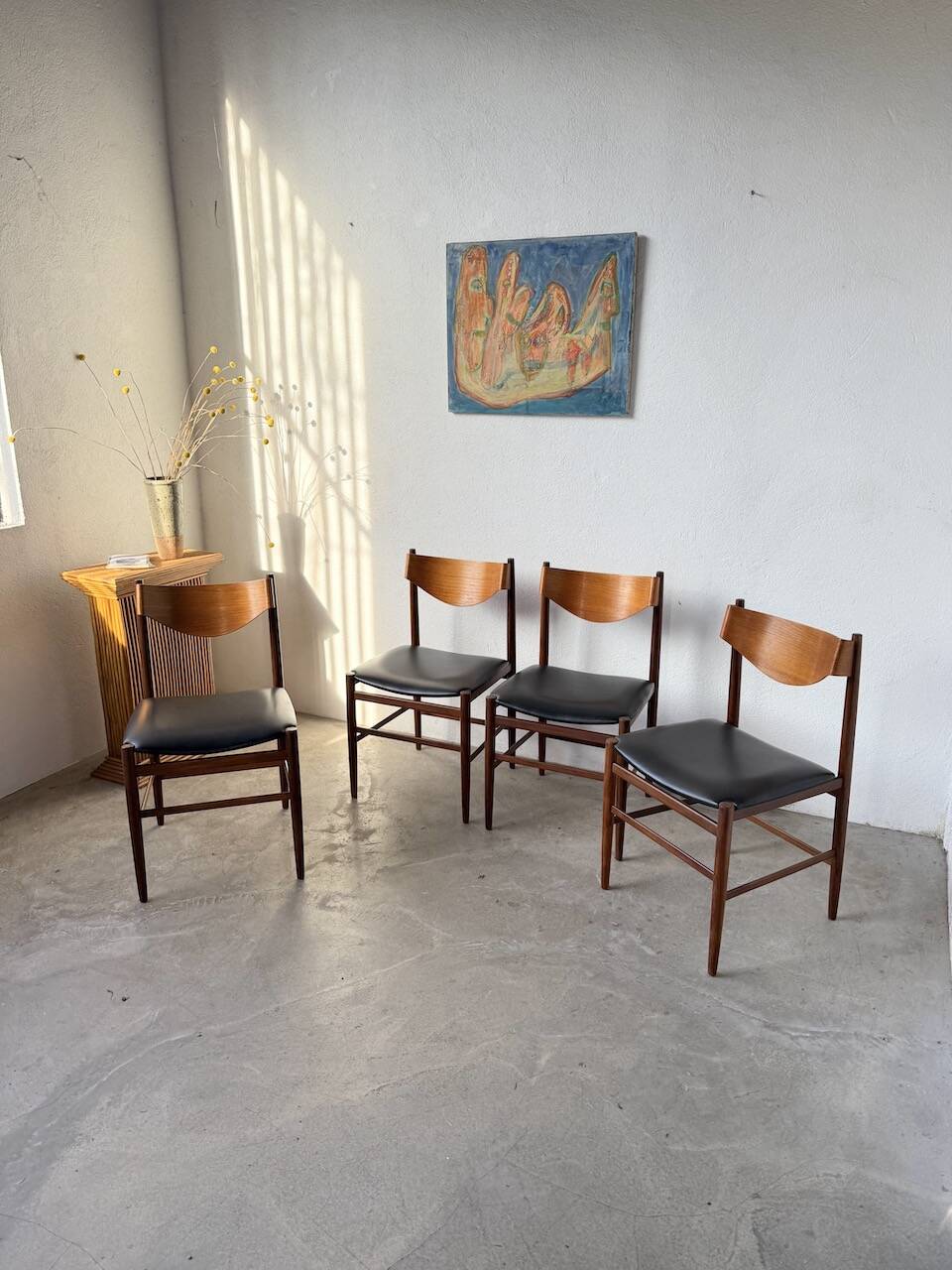 Set of 4 Italian chairs by Gianfranco Frattini.