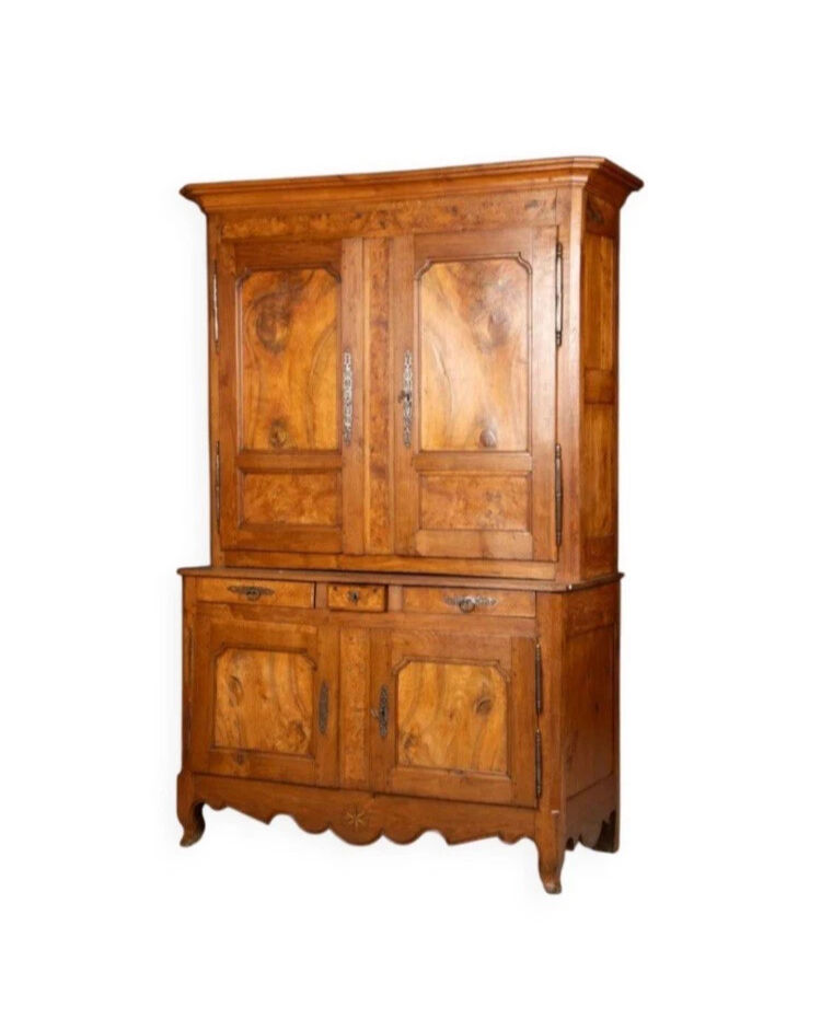 Buffet with two bodies, Louis XV style, 19th century, Provençal work.