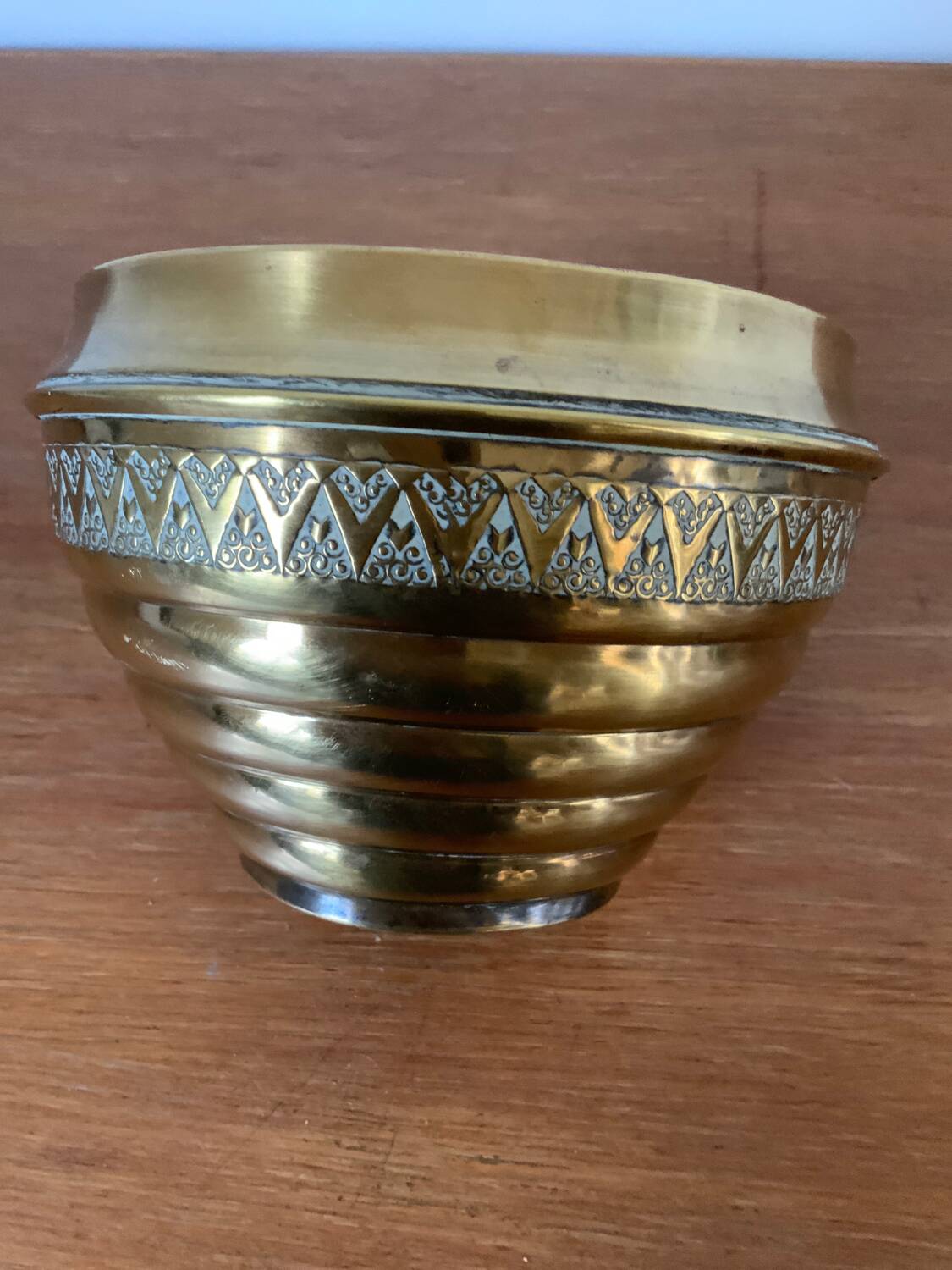 Vintage brass plant pot
