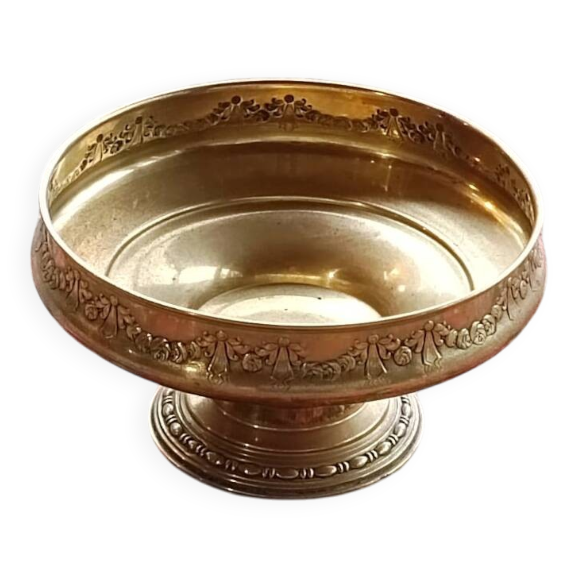 Fruit bowl, basket on foot, compote dish in embossed brass.
