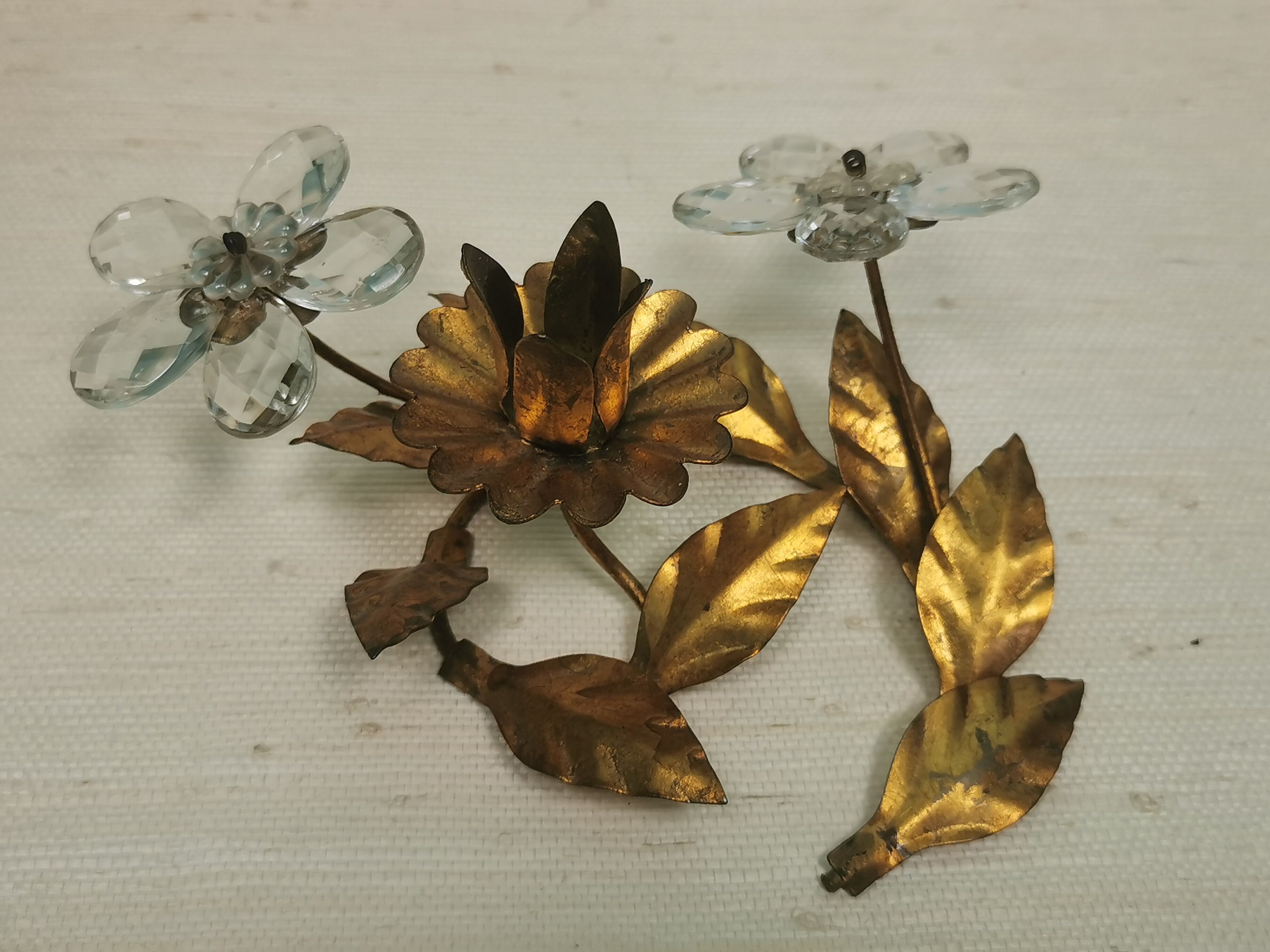 Candle holder gold metal and glass