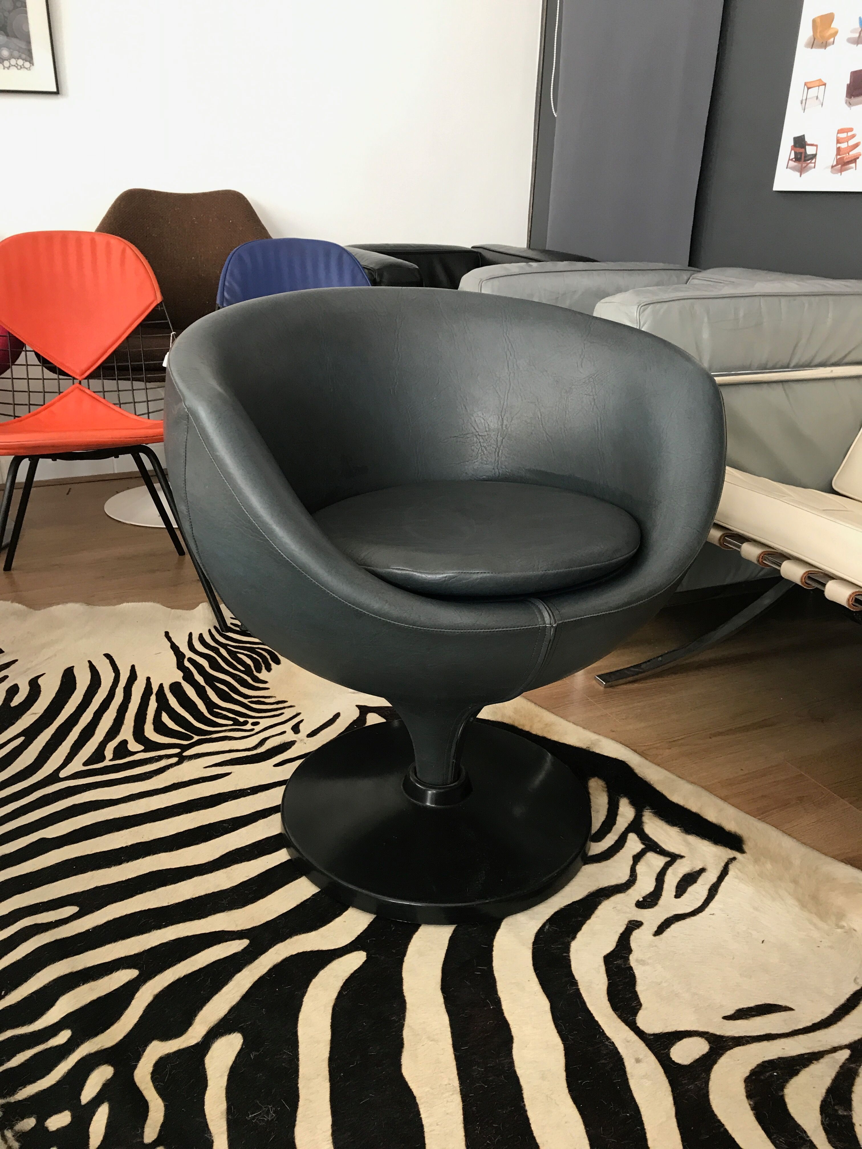 Luna ball armchair by Pierre Guariche circa 1960