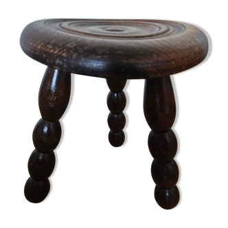 Tabouret tripode en bois