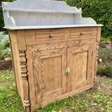 Meuble de toilette en marbre