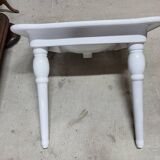 Old hidra porcelain sink
