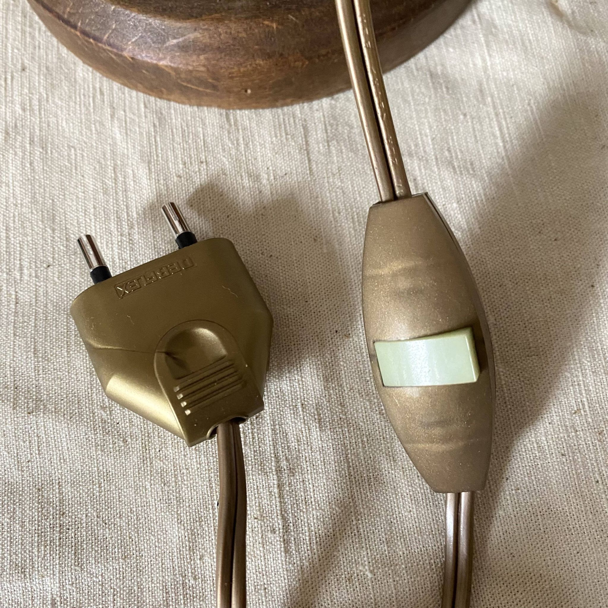 Wooden turned floor lamp, 1930s-40s.