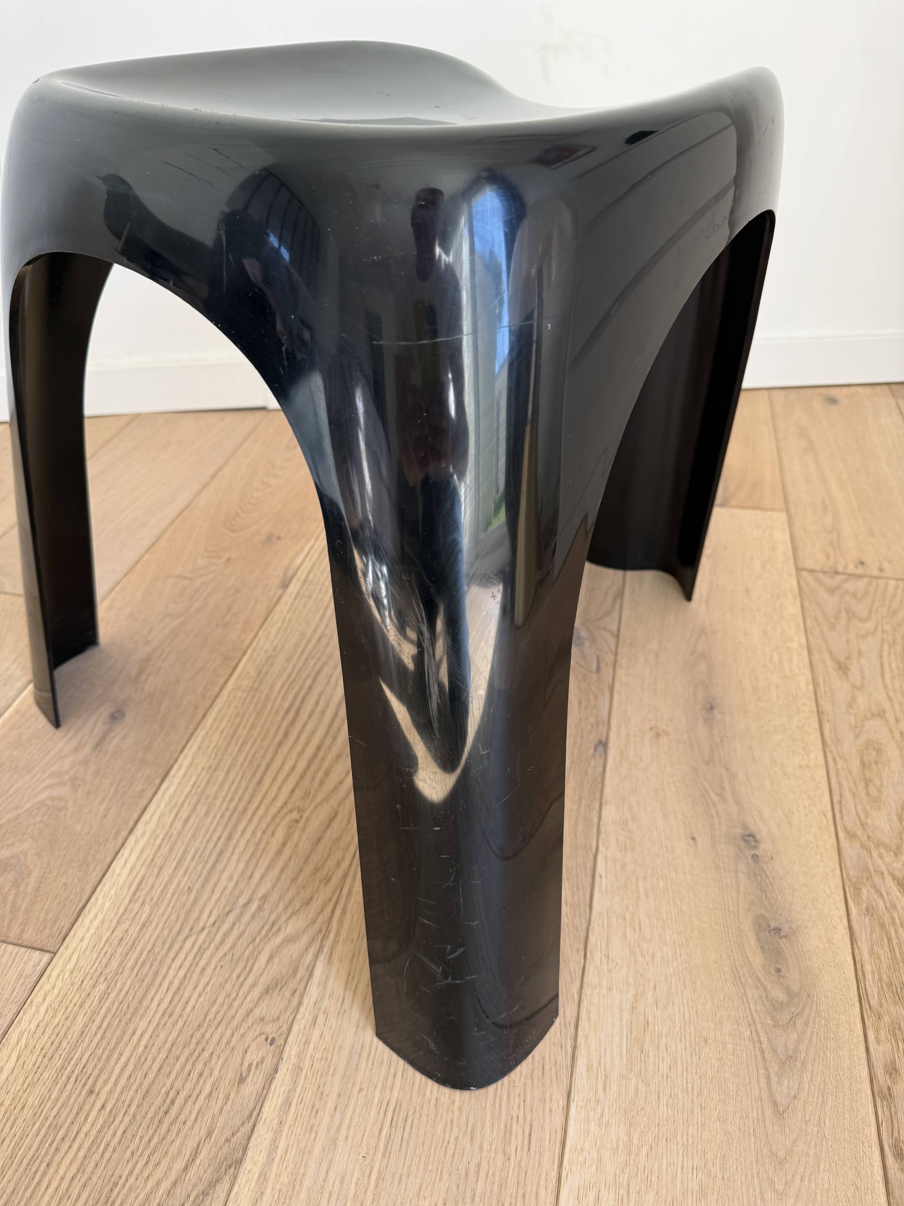 Stacki stool by Giorgina Castiglioni, Space Age, Sori Yanagi, Starck