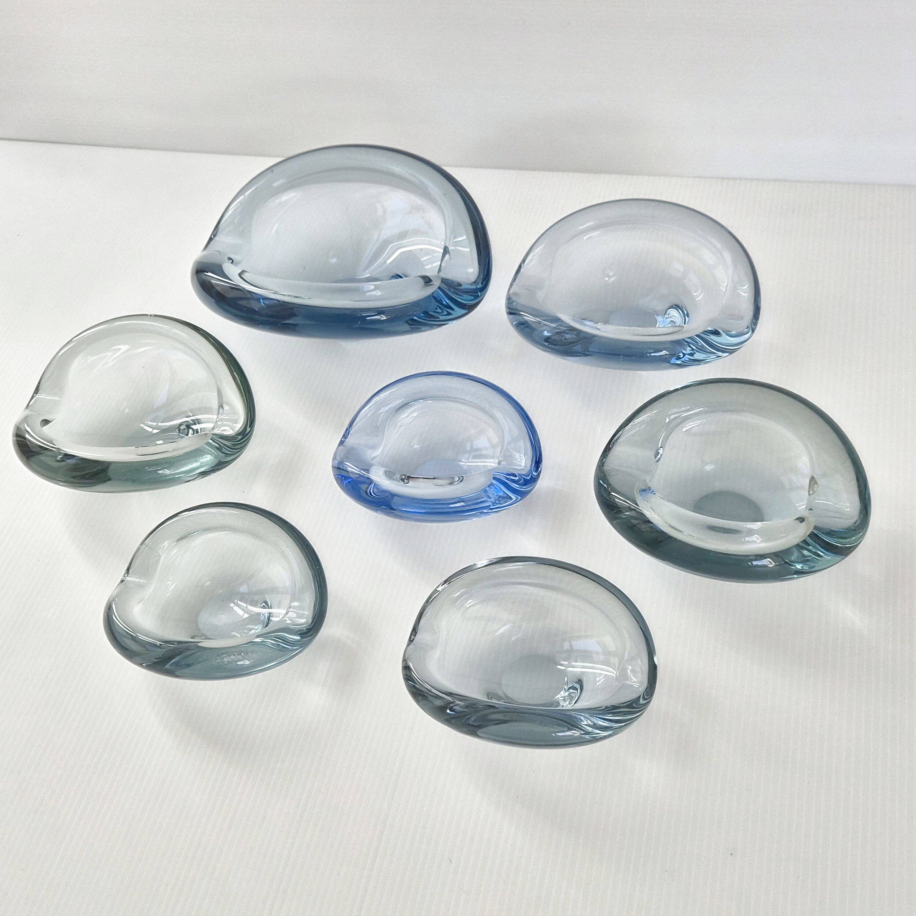 Set of 7 vintage Akva ashtrays by Per Lükten for Holmegaard 1950.