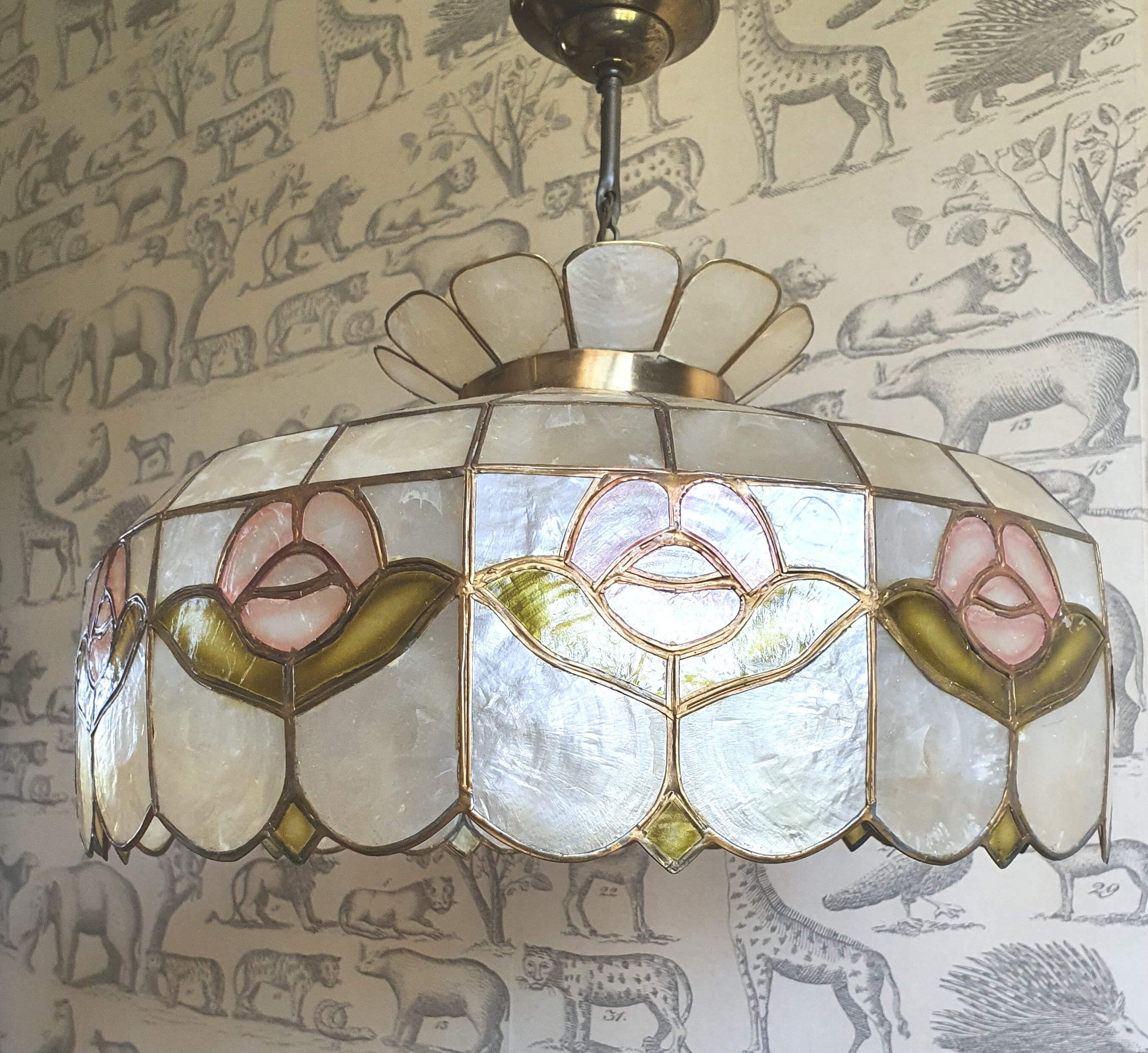 Vintage mother-of-pearl pendant lamp