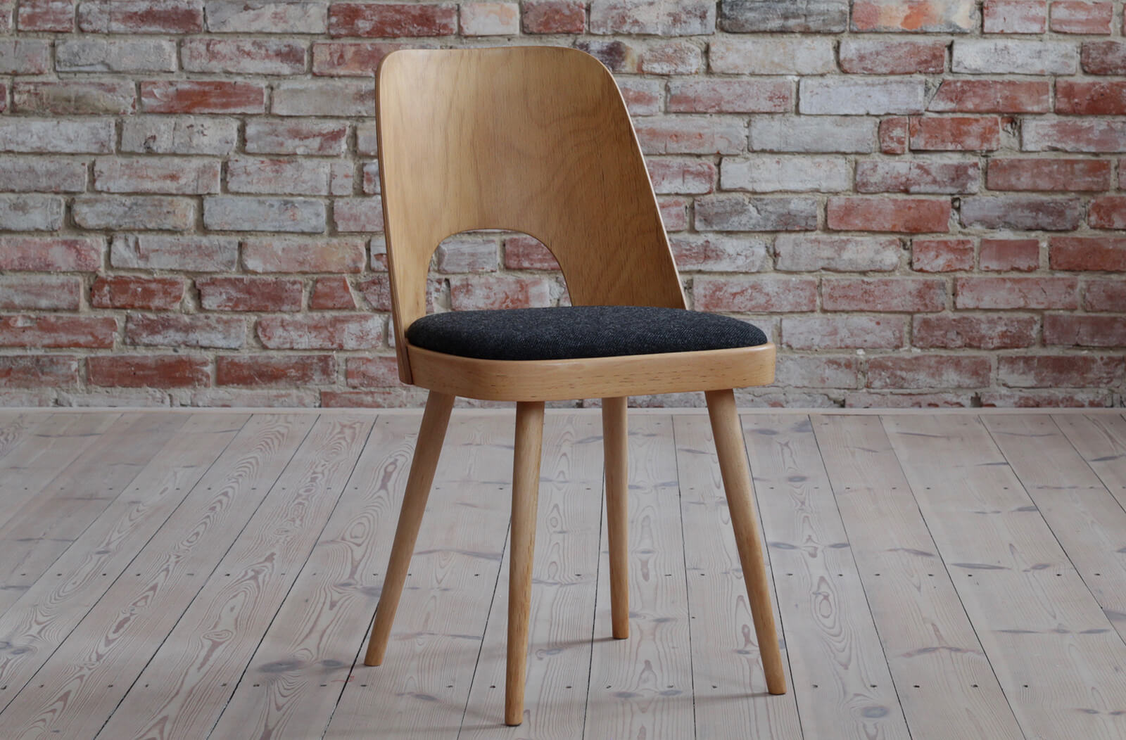 Set of 4 Dining Chairs by Oswald Haerdtl, Reupholstered, Midcentury
