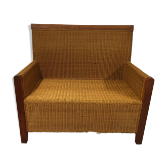Wicker bench