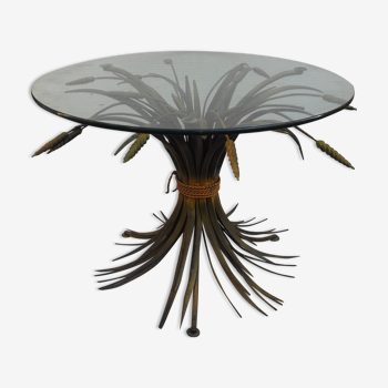 Table low House rings at base in the shape of a wreath of ears of wheat, full color circa 1960, circular glass top