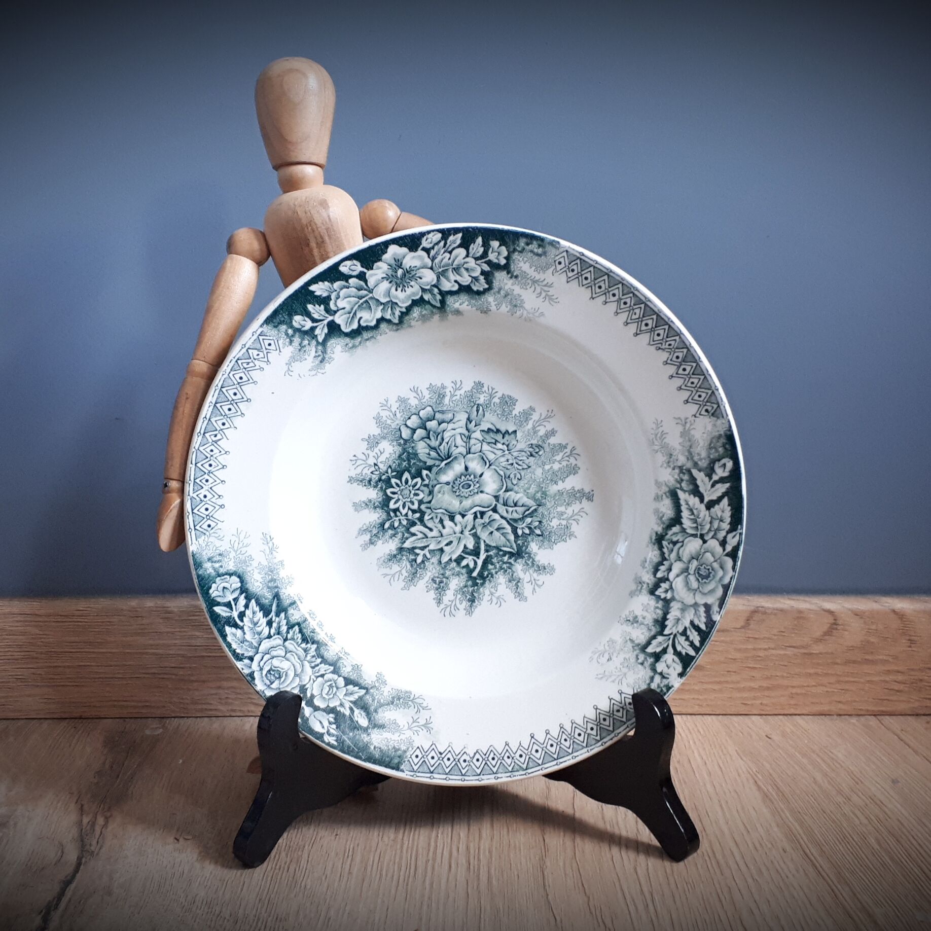 Geranium Garden Plate