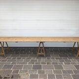 Winegrower's farm table