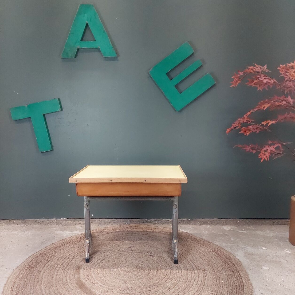 Adjustable school desk