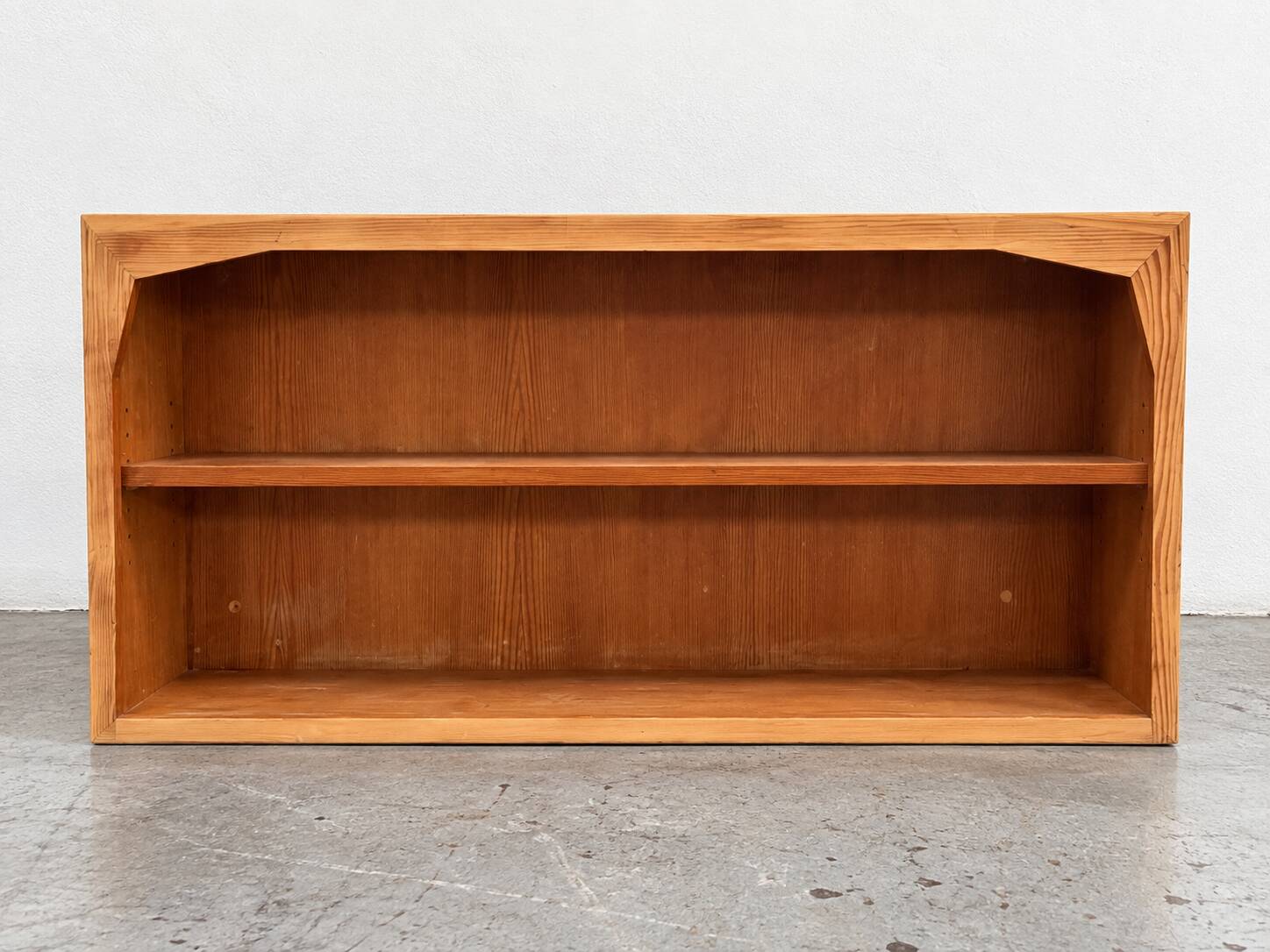 Étagère en bois
