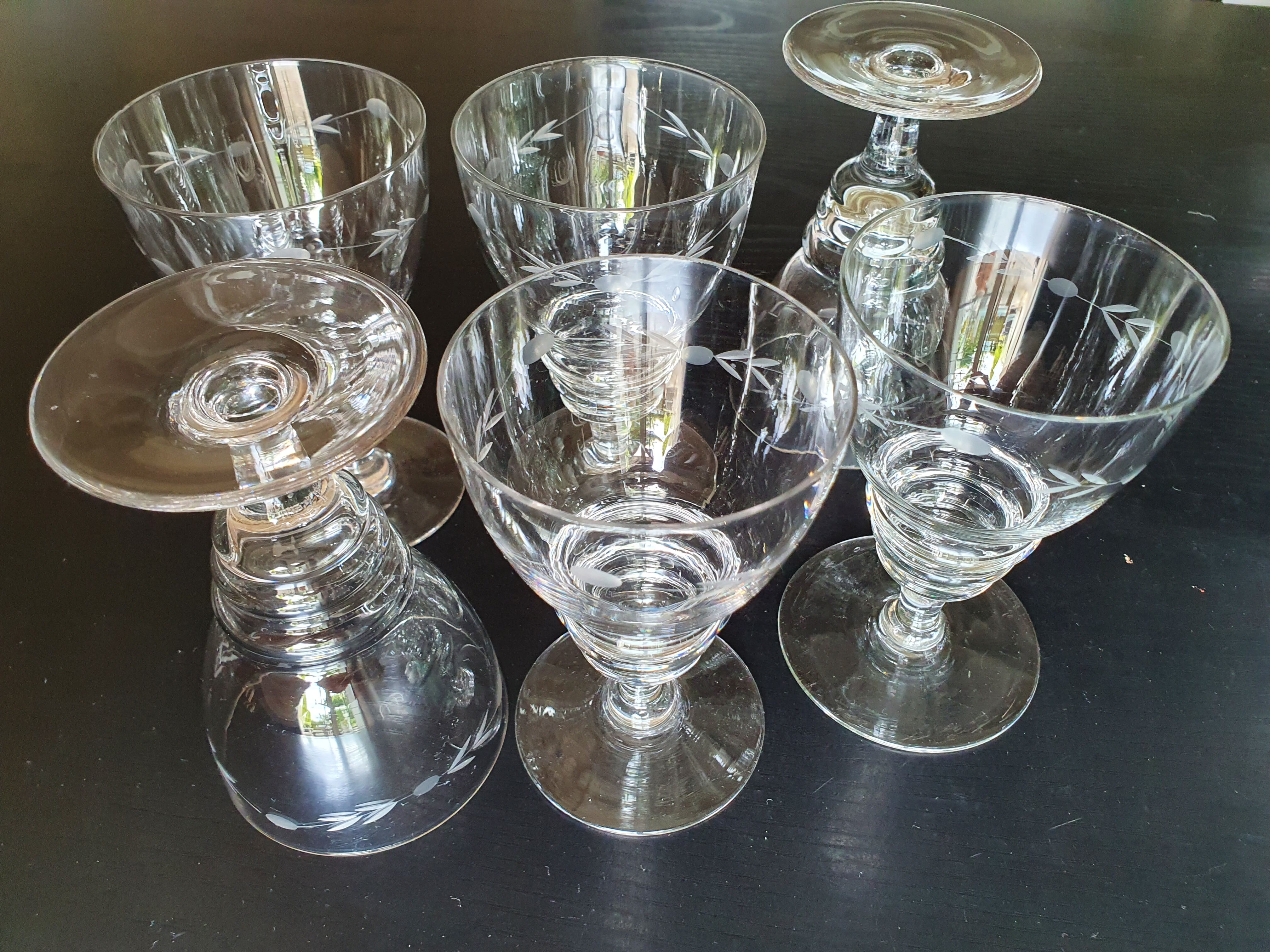 6 vintage wine glasses engraved pyramid shape