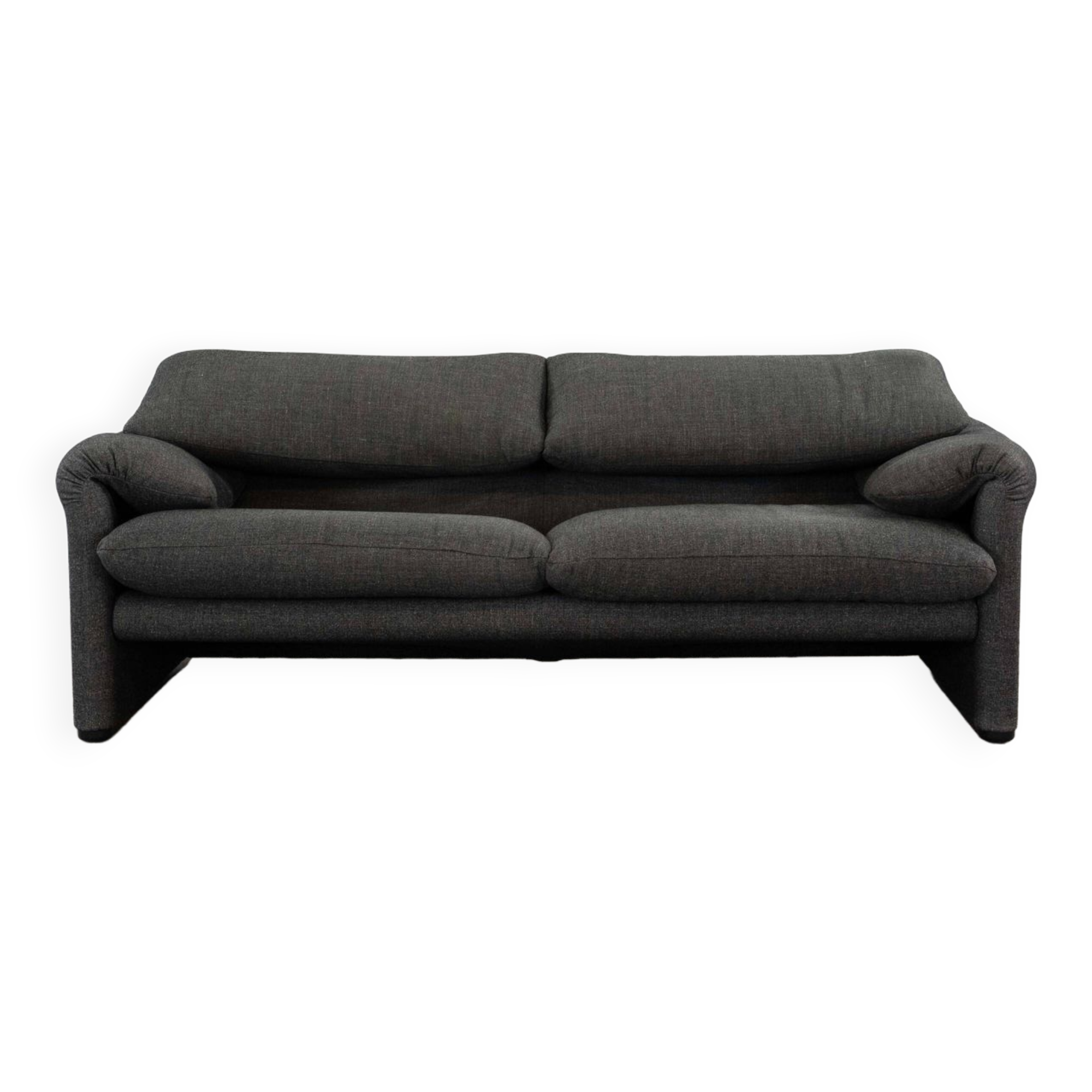 Maralunga 2.5-seat Sofa by Vico Magistretti for Cassina, Italy