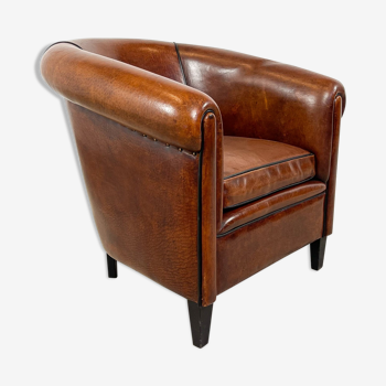 Vintage sheep leather club chair by Lounge atelier Roosendaal